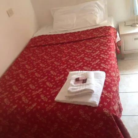 Evening Star Termini Roma